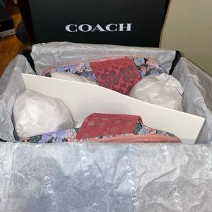 COACH Udele Sig Rub Slide: ORCHID